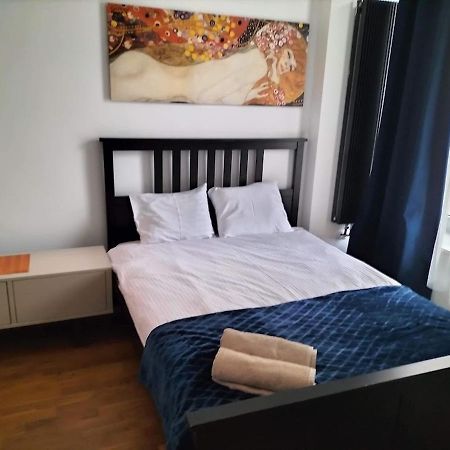 B10 Apartament Premium Wiejska2-Sejm Varsóvia Exterior foto