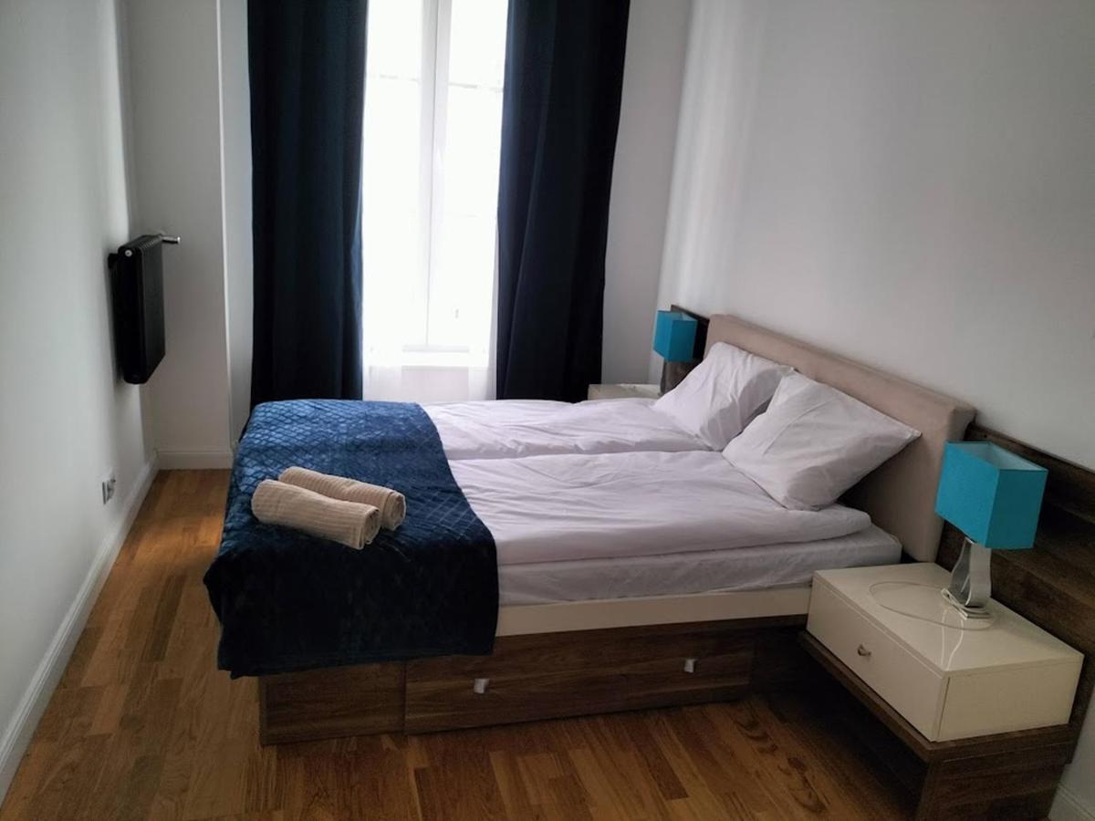 B10 Apartament Premium Wiejska2-Sejm Varsóvia Exterior foto
