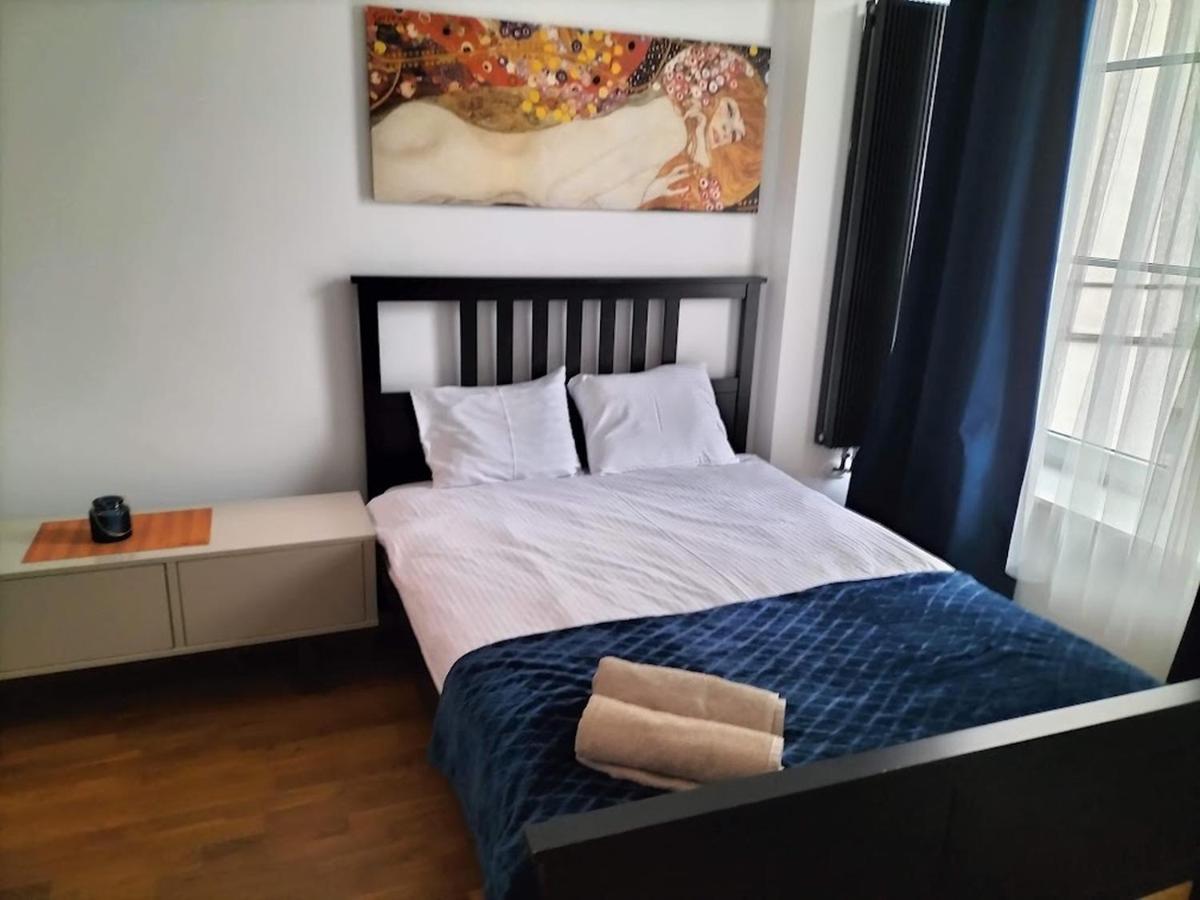 B10 Apartament Premium Wiejska2-Sejm Varsóvia Exterior foto